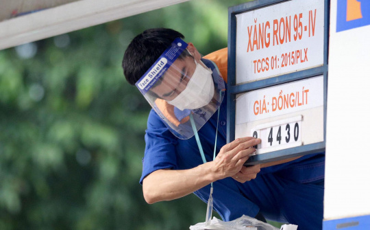 Giá xăng dầu hôm nay 11/10/2023: Giá xăng dầu đồng loạt giảm mạnh
