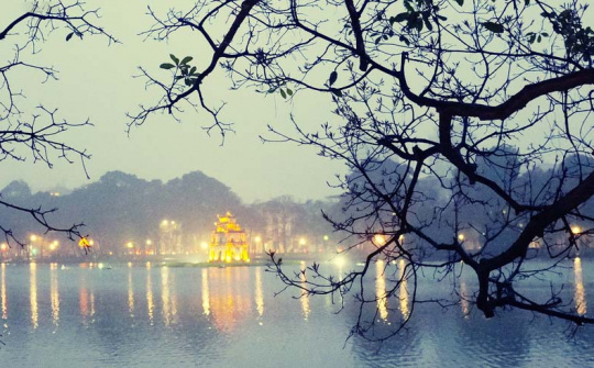 Thời tiết hôm nay ngày 15/10/2023: Hà Nội se lạnh, Thành phố Hồ Chí Minh có mưa to vào buổi tối, Đà Nẵng tiếp diễn mưa rất to