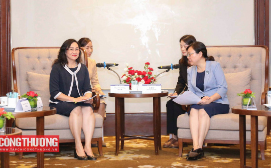 Tạo điều kiện cho doanh nghiệp Việt Nam xuất khẩu các mặt hàng thế mạnh sang Trùng Khánh