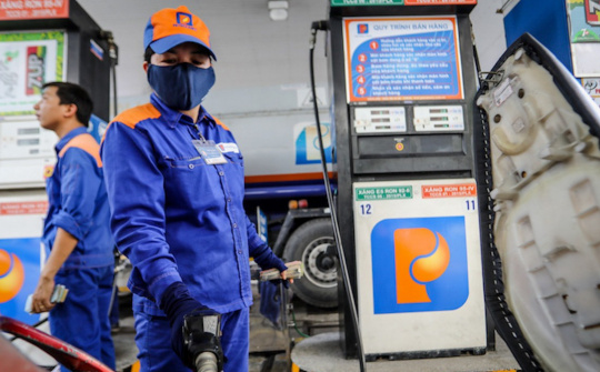 Đề xuất tiếp tục giảm thuế bảo vệ môi trường với xăng dầu đến hết 2024