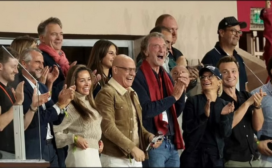 Joel Glazer sẽ đảm nhận vai trò chủ chốt tại Man United