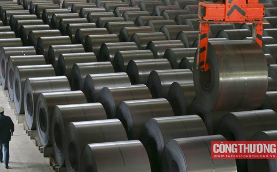 Giá thép hôm nay 21/10: Xuất khẩu tôn mạ của Thép Nam Kim trong tháng 9/2023 giảm mạnh