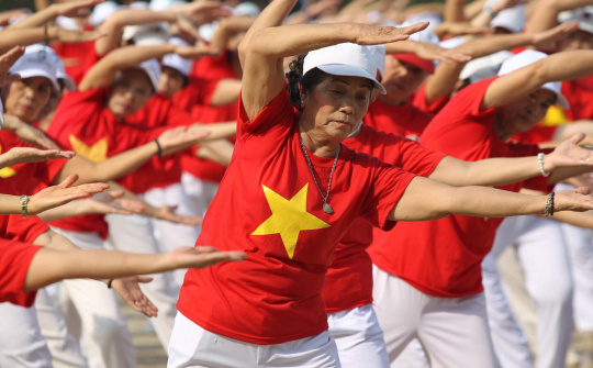 Luận bàn về chính sách đối với dân số già hiện nay ở Việt Nam