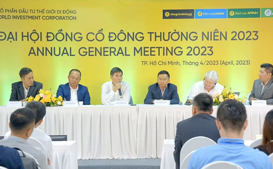 Cổ phiếu MWG chạm đáy lịch sử, Chủ tịch Thế giới Di động liền đăng ký mua 1 triệu cổ phần