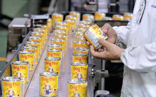 Giá sữa bột tiếp tục giảm, thị phần tăng trở lại, liệu cổ phiếu VNM sẽ hút tiền?