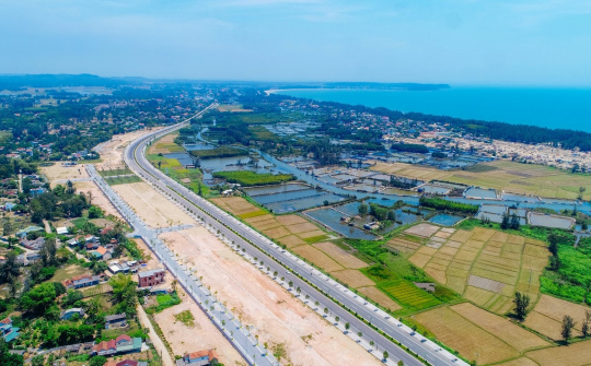 Quảng Ngãi: Ấn định thời gian khởi công dự án đường Hoàng Sa - Dốc Sỏi 3.500 tỷ đồng