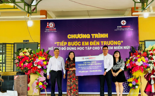 Tổng Công ty Phát điện 2 và Thủy điện An Khê – Ka Nak trao hơn 126 triệu đồng cho học sinh nghèo tại Gia Lai