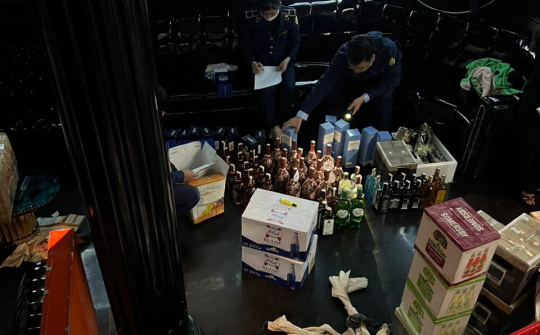 QLTT Hà Nội: Tiếp tục triệt phá một cơ sở kinh doanh khí N20 không rõ nguồn gốc xuất xứ