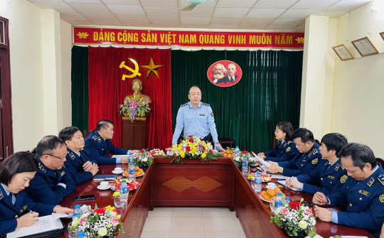 Lãnh đạo Tổng cục QLTT thăm và làm việc với Đội QLTT số 21 Cục QLTT Hà Nội