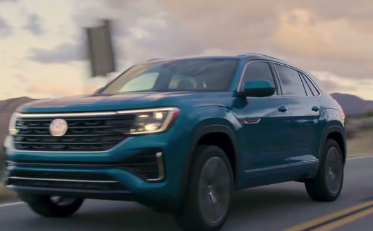 Volkswagen Atlas Cross Sport 2024: Thiết kế mới, nội thất cao cấp hơn