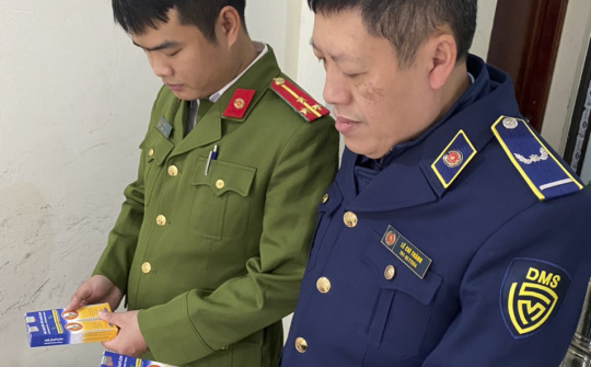 Tạm giữ trên 2.000 tuýp thuốc trị bệnh trĩ MR.DAFLON giả mạo nhãn hiệu