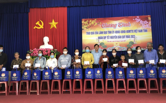 Xổ số kiến thiết Bà Rịa - Vũng Tàu: Trao tặng 500 phần quà cho các hộ có hoàn cảnh khó khăn