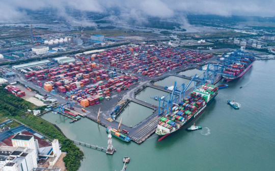 Điều gì chờ đợi xuất khẩu Việt Nam trong năm 2023?