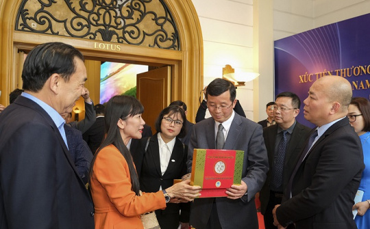 Yến sào Khánh Hòa tham dự hoạt động xúc tiến thương mại Việt Nam - Trung Quốc