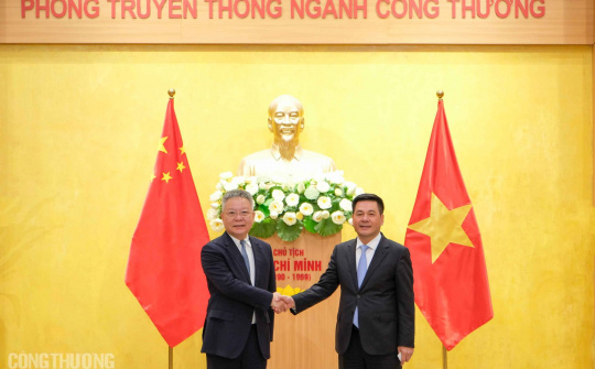 Thúc đẩy các khuôn khổ hợp tác thương mại Việt Nam - Hải Nam (Trung Quốc)