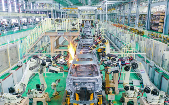 Nhìn thẳng vào công nghiệp ô tô: Nội địa hóa không còn là nỗi lo