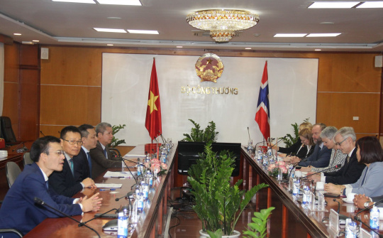 Việt Nam - Na uy: Hợp tác chặt chẽ trong lĩnh vực công nghiệp, thương mại và năng lượng