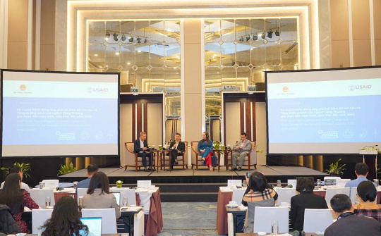 Ngành Công Thương hành động ứng phó với biến đổi khí hậu và tăng trưởng xanh