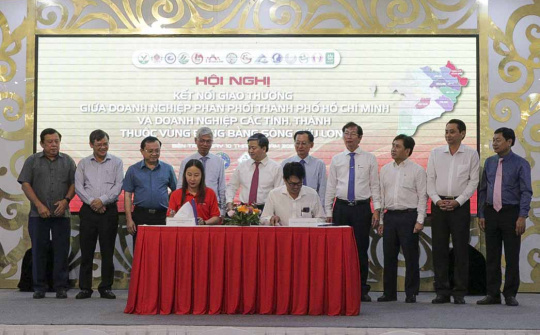 Central Retail ký hợp đồng đẩy mạnh tiêu thụ đặc sản Đồng bằng sông Cửu Long