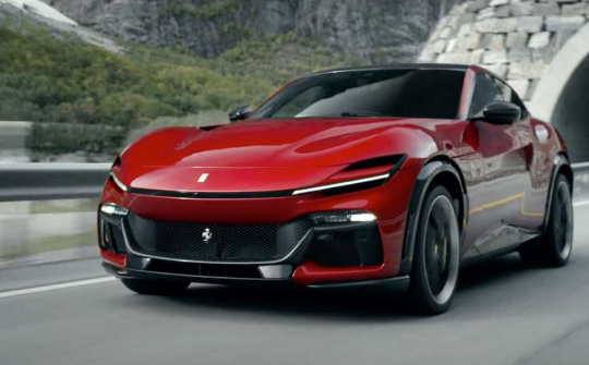 Siêu SUV Ferrari Purosangue gây ấn tượng với động cơ V12