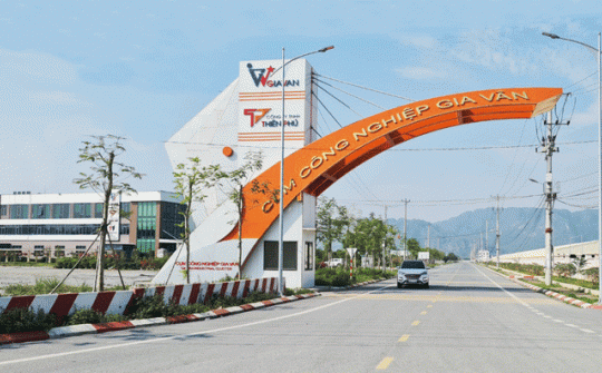 Huyện Gia Viễn: Đẩy nhanh đầu tư hạ tầng, thu hút dự án vào cụm công nghiệp