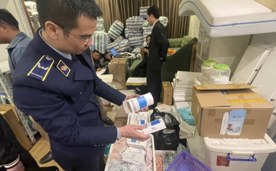 Hà Nội: Kiểm soát chống buôn lậu, gian lận thương mại qua cảng hàng không quốc tế Nội Bài