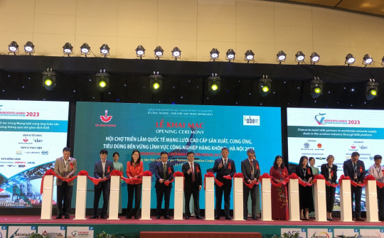 Hà Nội: Khai mạc Hội chợ triển lãm Quốc tế lĩnh vực công nghiệp hàng không