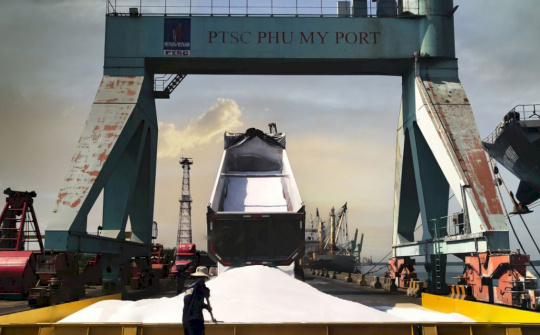 PVFCCo xuất khẩu lô hàng 19.000 tấn phân đạm urê