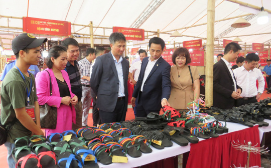 Hà Nội: Sôi động Hội chợ xúc tiến thương mại - du lịch 2023 tại huyện Mỹ Đức