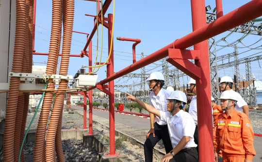 Đảm bảo cung cấp điện an toàn ổn định cho các hoạt động kỷ niệm 370 năm xây dựng và phát triển tỉnh Khánh Hòa