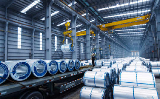 Tôn Hòa Phát ký nhiều đơn hàng xuất trong tháng 4, khai thác thêm các thị trường mới