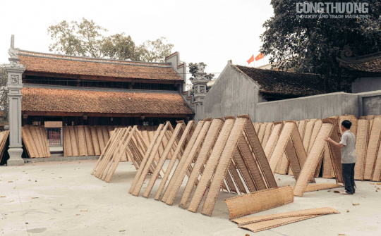 Khám phá làng nghề bánh đa Thổ Hà, nơi lưu giữ "cây đa, bến nước, sân đình"