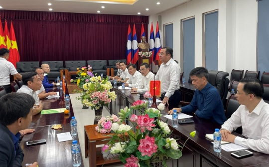 Tổng Giám đốc VINACHEM làm việc với Ủy ban hợp tác Lào - Việt Nam
