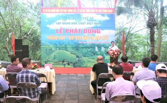 VINACHEM: Lễ phát động trồng cây “Đời đời nhớ ơn Bác Hồ”