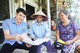 Tín dụng vi mô cho người nghèo ở Việt Nam