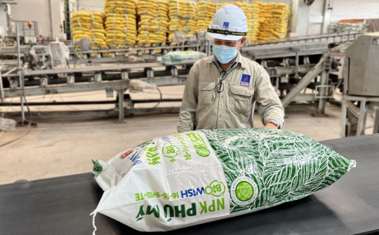 Đạm Phú Mỹ: Dự kiến lợi nhuận năm 2023 giảm 58%, xem xét cổ phần hoá một số đơn vị trong 5 năm tới
