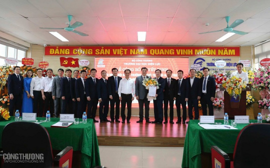 Công bố Quyết định công nhận Hội đồng trường Trường Đại học Điện lực