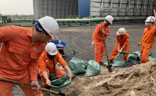 Nhiệt điện Thái Bình tổ chức thực tập “Bốn tại chỗ” tại kho than số 1