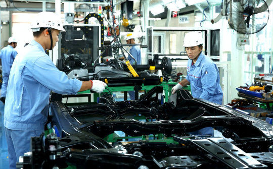 Quy định mới nhất về Danh mục máy móc, thiết bị, phụ tùng thay thế, phương tiện vận tải chuyên dùng, nguyên liệu, vật tư, bán thành phẩm trong nước đã sản xuất được