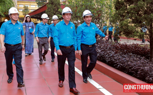 Tháng “cảm ơn người lao động” của Công đoàn VNSTEEL