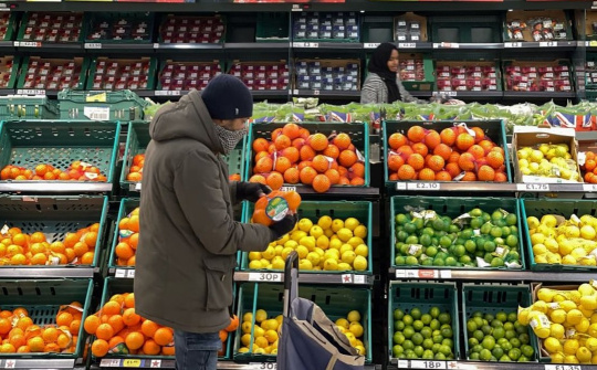 Giá thực phẩm trên toàn cầu tiếp tục neo cao, nhiều nước vẫn hạn chế xuất khẩu lương thực và phân bón