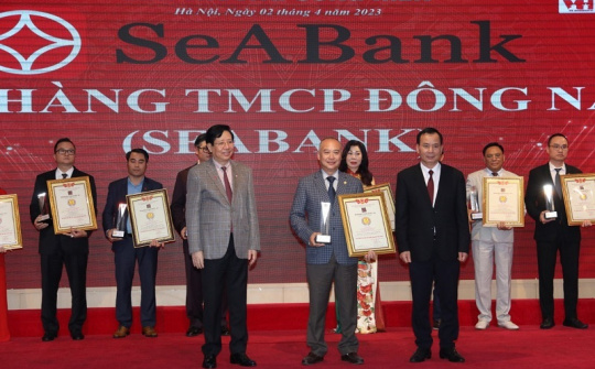 SeABank được Hội Doanh nhân Tư nhân Việt Nam vinh danh 2 giải thưởng
