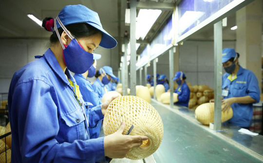 Đổi mới toàn diện công tác hỗ trợ pháp lý cho doanh nghiệp