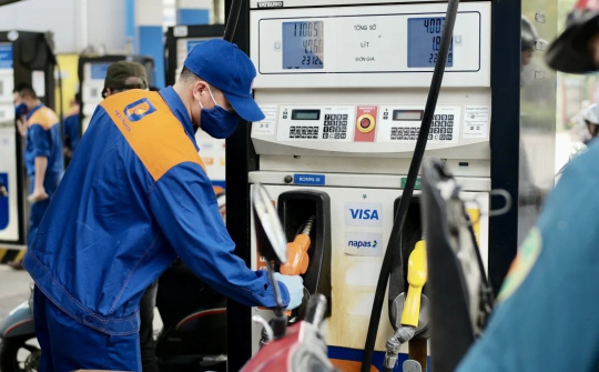 Kỳ điều hành 11/5/2023: Giá xăng tiếp tục giảm mạnh 1.300 đồng/lít