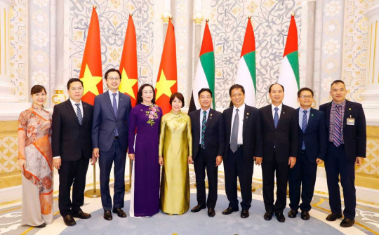 Thứ trưởng Phan Thị Thắng tháp tùng Phó Chủ tịch nước Võ Thị Ánh Xuân thăm và làm việc tại UAE và Qatar