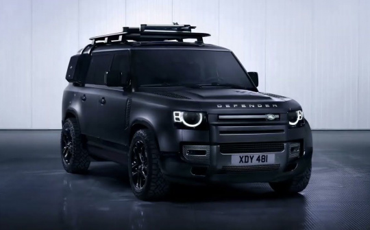Land Rover Defender 130 Outbound: "Chiến binh" off-road giá 116.600 USD
