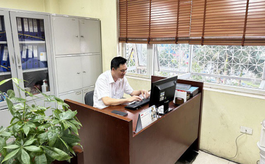 Cán bộ, người lao động Điện lực Vĩnh Phúc nỗ lực tiết kiệm điện mùa nắng nóng