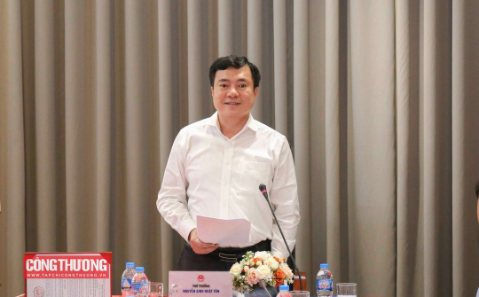 Phát huy hơn nữa vai trò và đóng góp của nghiên cứu khoa học trong xây dựng, hoạch định chính sách phát triển ngành Công Thương