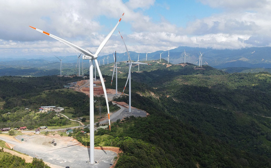 Đẩy nhanh tiến độ cấp giấy phép hoạt động điện lực đối với các dự án điện gió, điện mặt trời đã hoàn thành