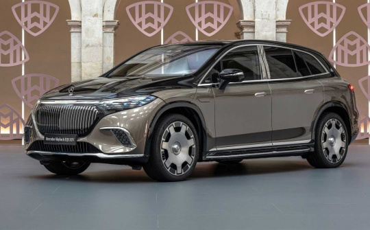 Mercedes-Maybach EQS SUV: Mẫu xe siêu sang chạy hoàn toàn bằng điện